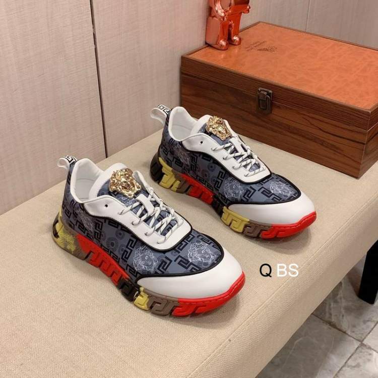Picture of Versace Shoes _SKUVersacesz38-45TF040120375